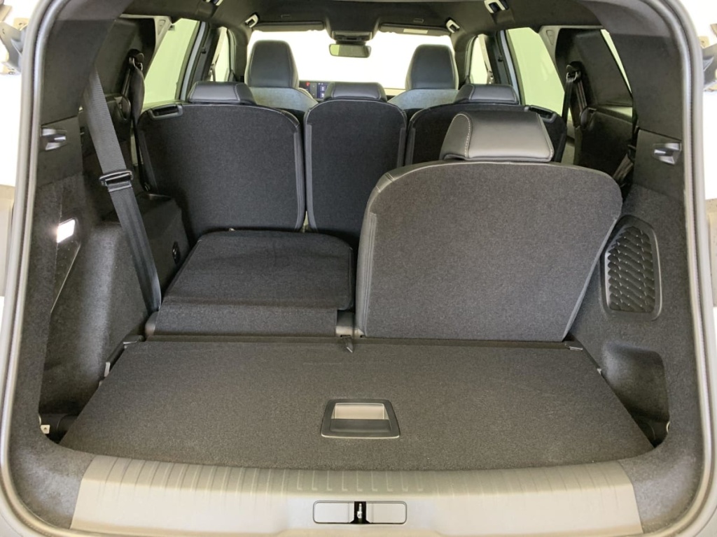 PEUGEOT 5008 Hybrid 145 e-DCS6 Allure - ref: 1-330308 - Photo 11