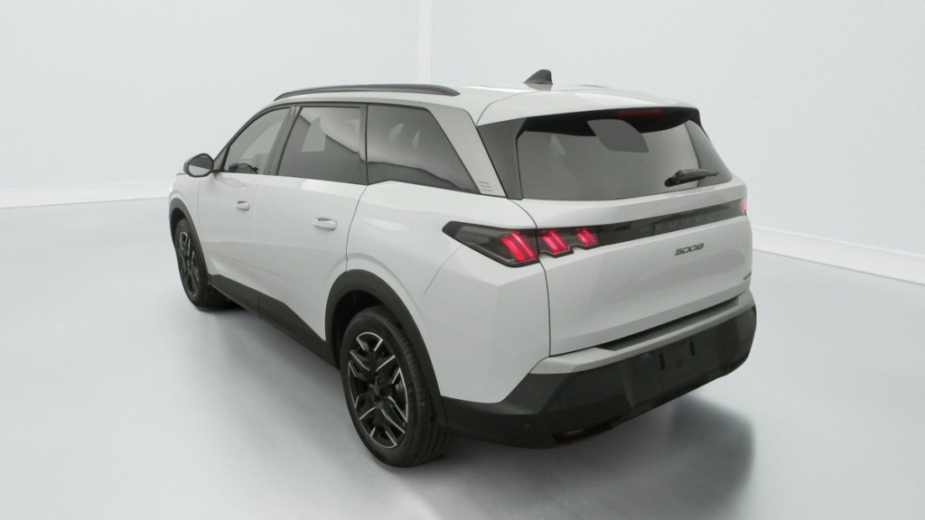 PEUGEOT 5008 Hybrid 145 e-DCS6 Allure - ref: 1-330308 - Photo 5