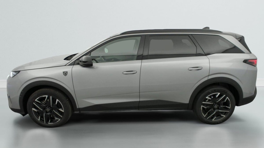 PEUGEOT 5008 Hybrid 145 e-DCS6 GT - ref: 1-330404 - Photo 4