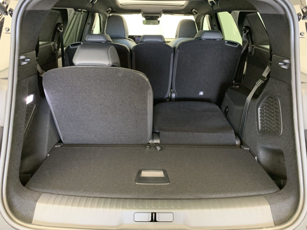 PEUGEOT 5008 Hybrid 145 e-DCS6 GT - ref: 1-330428 - Photo 11