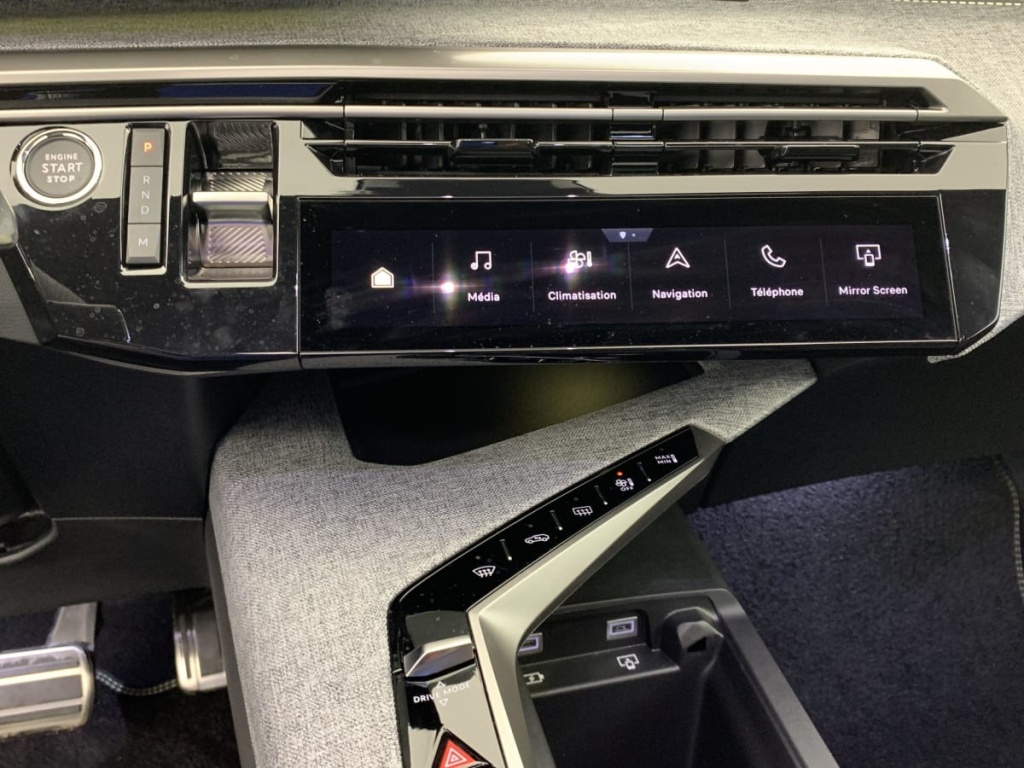 PEUGEOT 5008 Hybrid 145 e-DCS6 GT - ref: 1-330428 - Photo 20