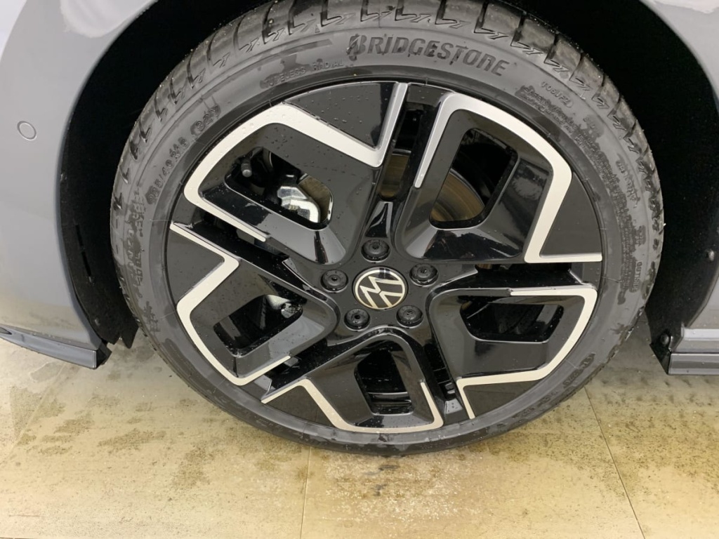 VOLKSWAGEN GOLF 2.0 TDI 150 DSG7 R-Line - ref: 1-331592 - Photo 17
