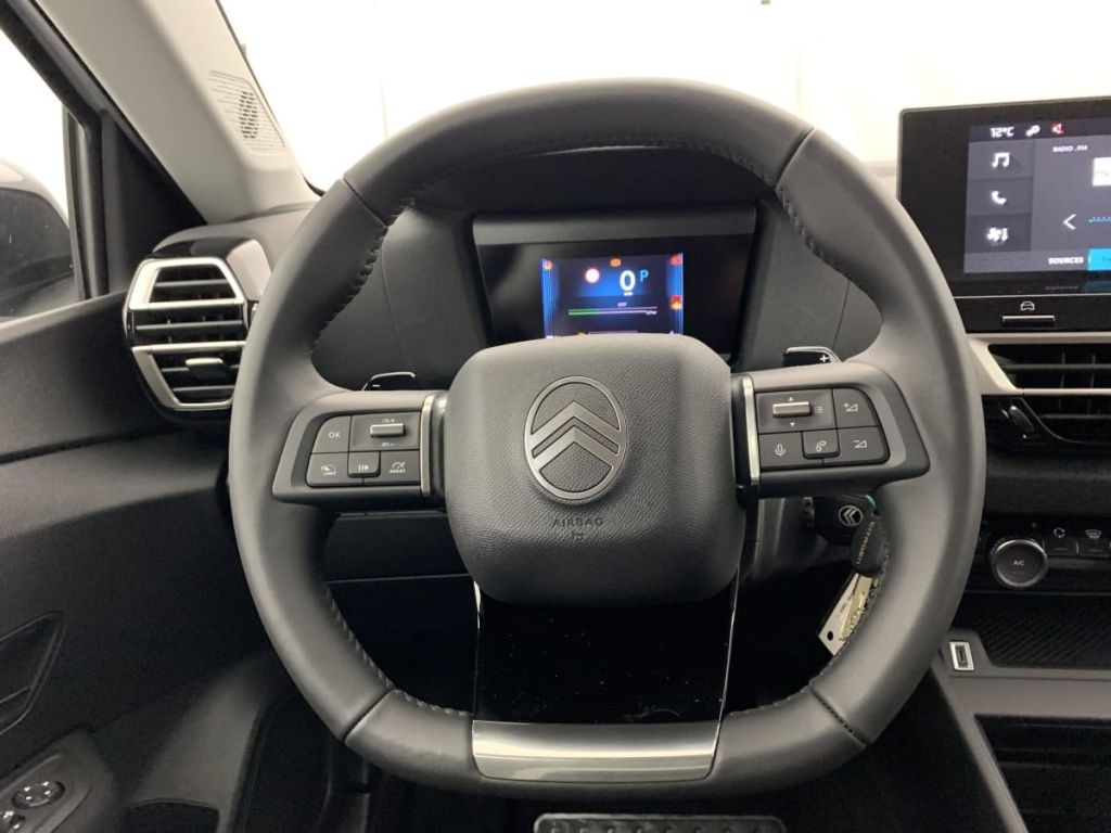 CITROEN C4 Hybride 136 e-DCS6 Plus - ref: 1-331735 - Photo 12