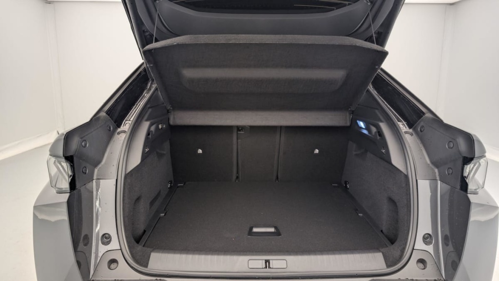 PEUGEOT 3008 Hybrid 145 e-DCS6 GT - ref: 1-333114 - Photo 11