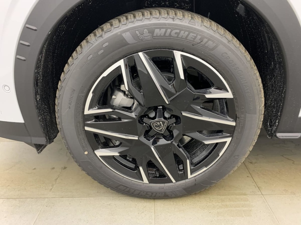 PEUGEOT 5008 Hybrid 136 e-DCS6 Allure - ref: 1-333247 - Photo 18