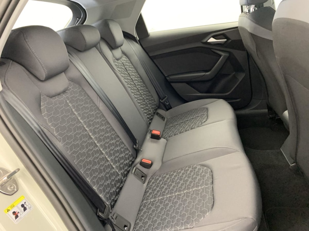 AUDI A1 SPORTBACK 30 TFSI 116 CH S TRONIC 7 ADVANCED - ref: 1-333749 - Photo 8