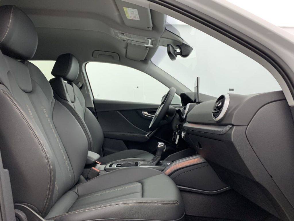 AUDI Q2 35 TFSI 150 S tronic 7 Design - ref: 1-334317 - Photo 9