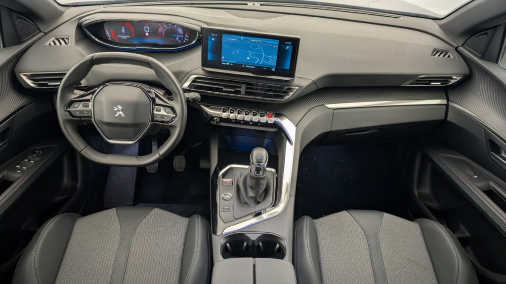 PEUGEOT 3008 PureTech 130ch S S BVM6 Allure Pack - ref: 1-334658 - Photo 11