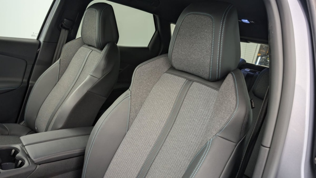 PEUGEOT 3008 PureTech 130ch S S BVM6 Allure Pack - ref: 1-334658 - Photo 14