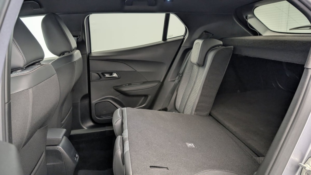 PEUGEOT 2008 PureTech 100 S S BVM6 Allure - ref: 1-335915 - Photo 10