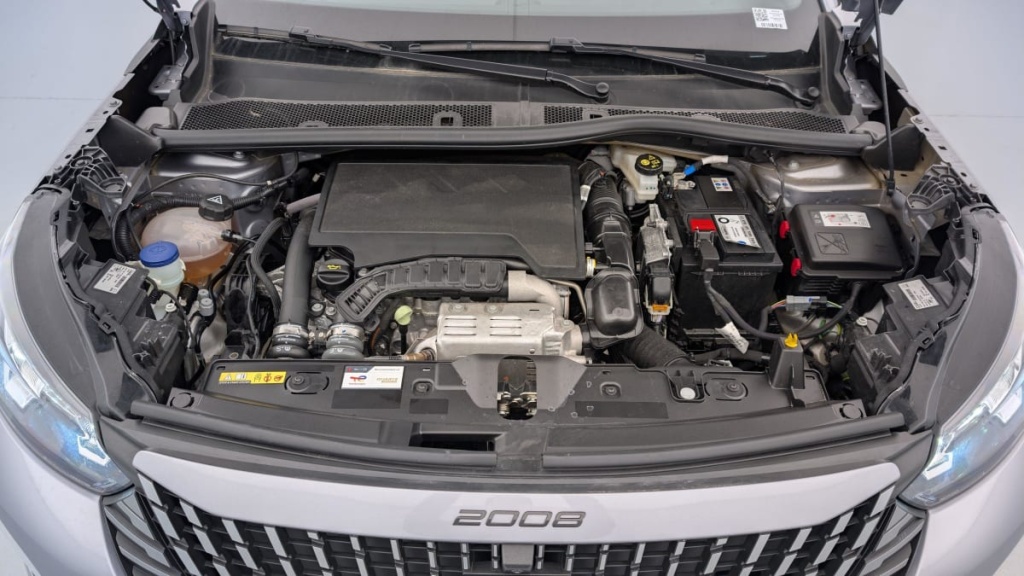 PEUGEOT 2008 PureTech 100 S S BVM6 Allure - ref: 1-335915 - Photo 18