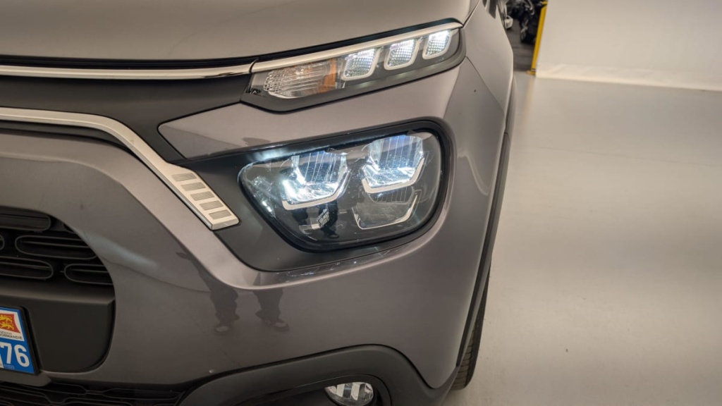 CITROEN C3 PureTech 110 BVM6 Plus - ref: 1-335957 - Photo 18