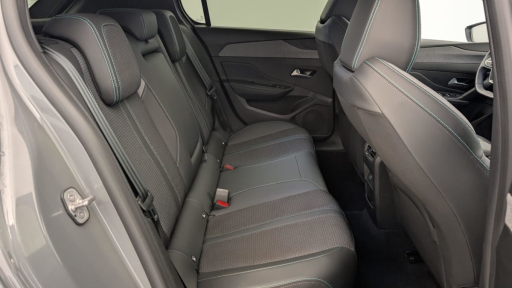 PEUGEOT 308 PureTech 130ch S S BVM6 Allure - ref: 1-335998 - Photo 8