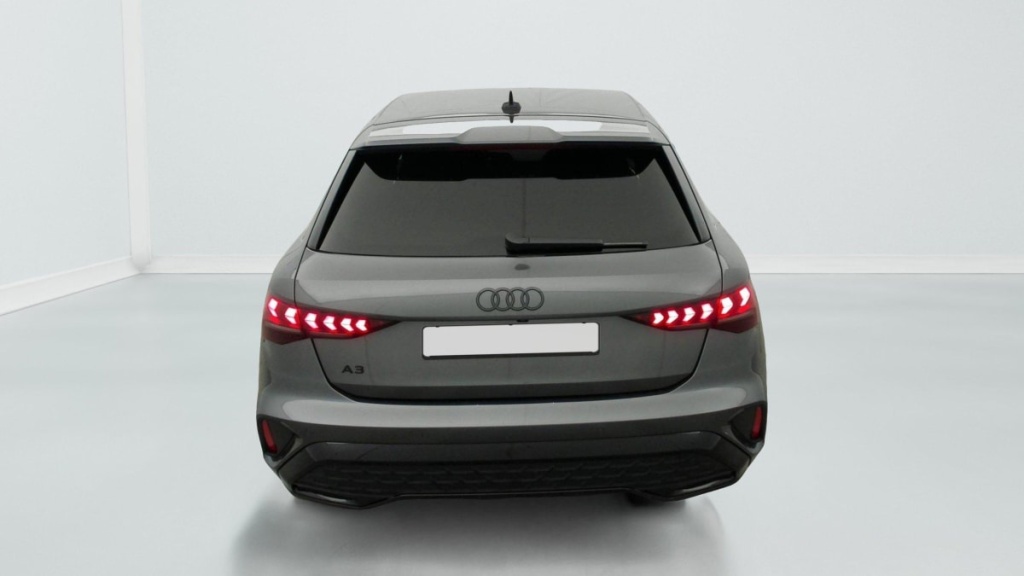 AUDI A3 SPORTBACK NOUVELLE 45 TFSI E HYBRIDE RECHARGEABLE 272 S TRONIC 6 S LINE - ref: 1-336110 - Photo 6