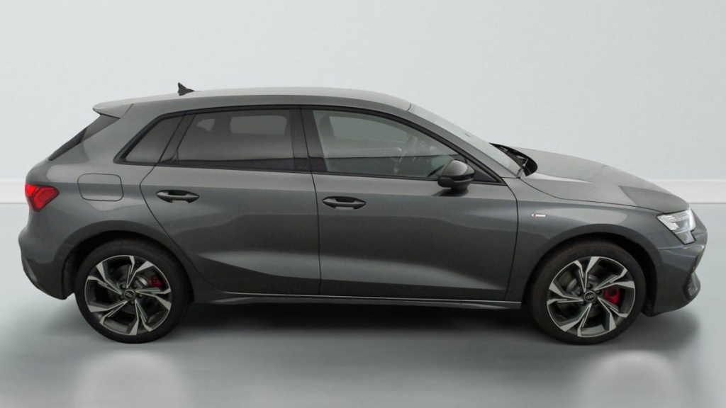 AUDI A3 SPORTBACK NOUVELLE 45 TFSI E HYBRIDE RECHARGEABLE 272 S TRONIC 6 S LINE - ref: 1-336110 - Photo 8
