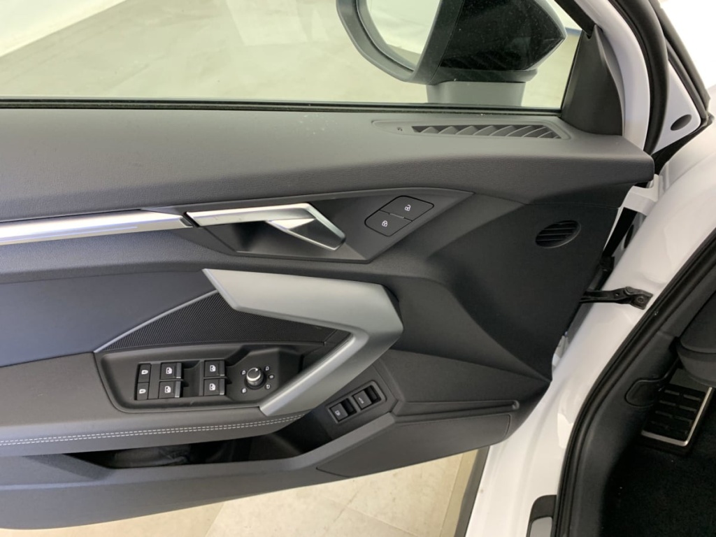 AUDI A3 SPORTBACK NOUVELLE 45 TFSI E HYBRIDE RECHARGEABLE 272 S TRONIC 6 S LINE - ref: 1-336125 - Photo 18