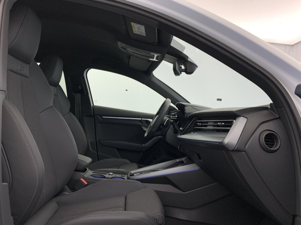 AUDI A3 SPORTBACK NOUVELLE 45 TFSI E HYBRIDE RECHARGEABLE 272 S TRONIC 6 S LINE - ref: 1-336125 - Photo 9