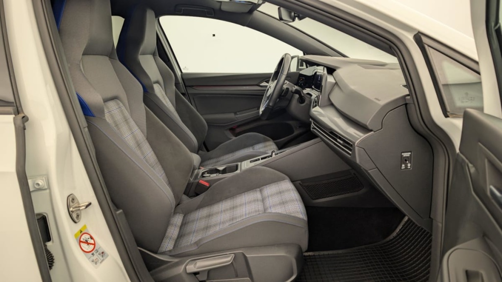 VOLKSWAGEN GOLF 8 1.4 HYBRIDE RECHARGEABLE OPF 245 DSG6 GTE - ref: 1-336735 - Photo 9