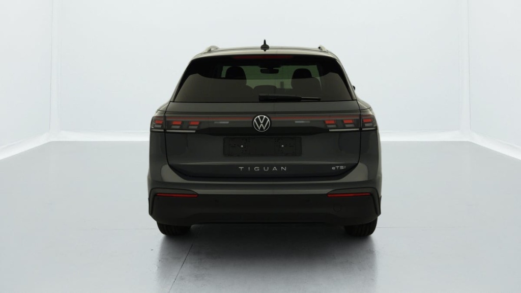 VOLKSWAGEN TIGUAN NOUVEAU 1.5 eTSI 150CV DSG7 LIFE PLUS - ref: 1-337093 - Photo 5