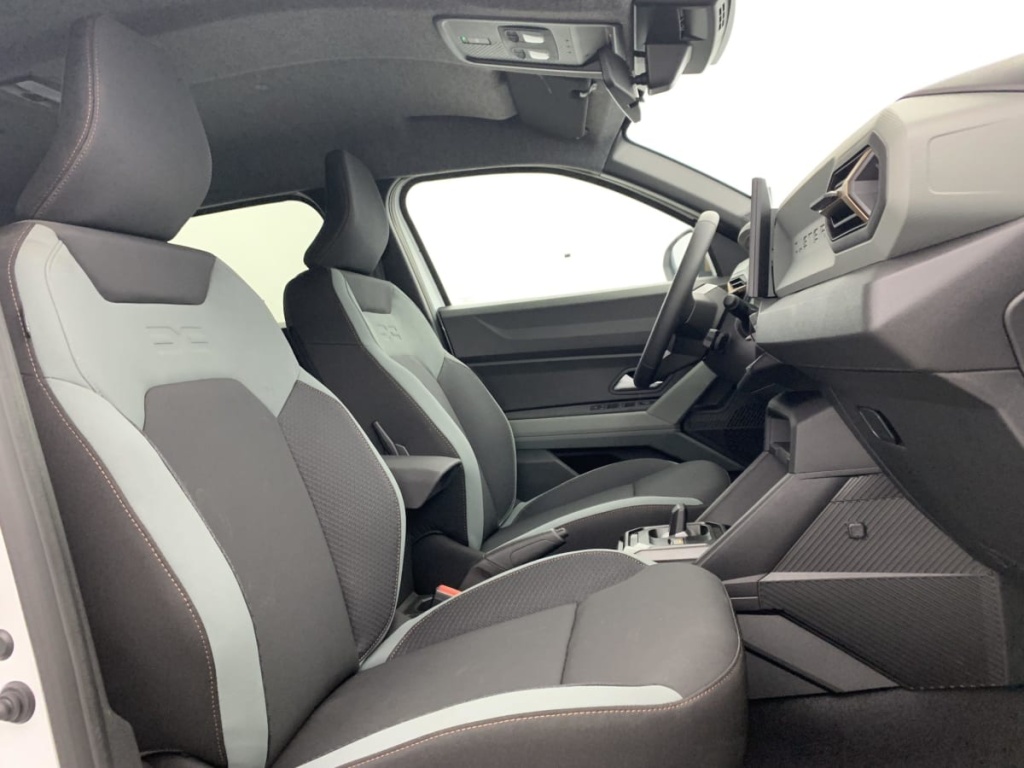 DACIA DUSTER Hybrid 140 4x2 Extreme - ref: 1-337441 - Photo 9