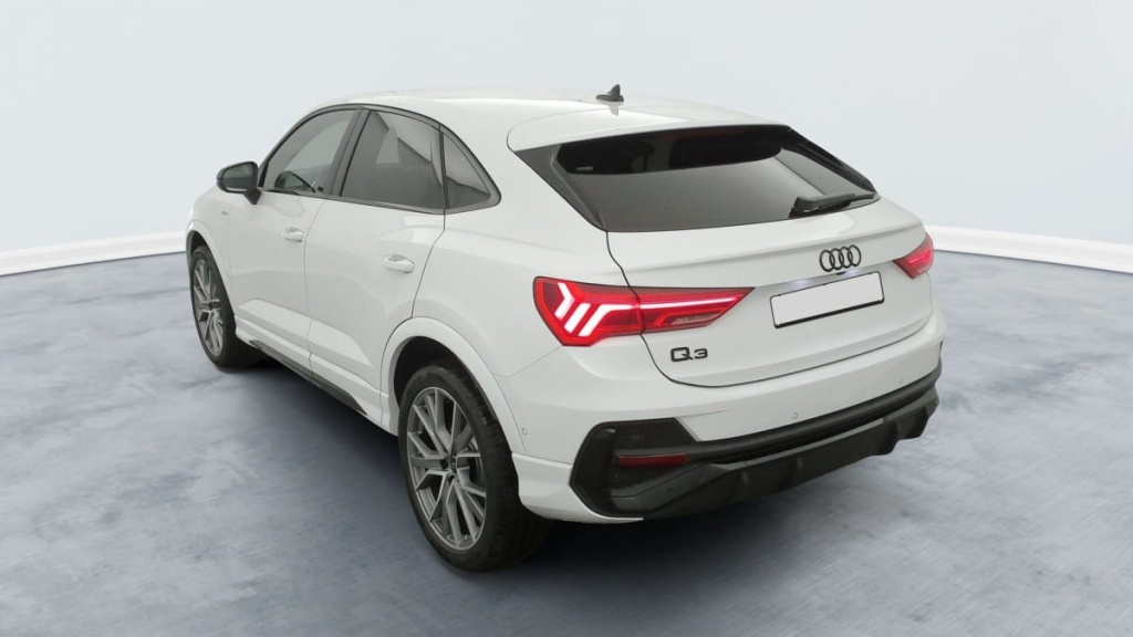 AUDI Q3 SPORTBACK 35 TDI 150 ch S tronic 7 S line plus - ref: 1-337446 - Photo 4