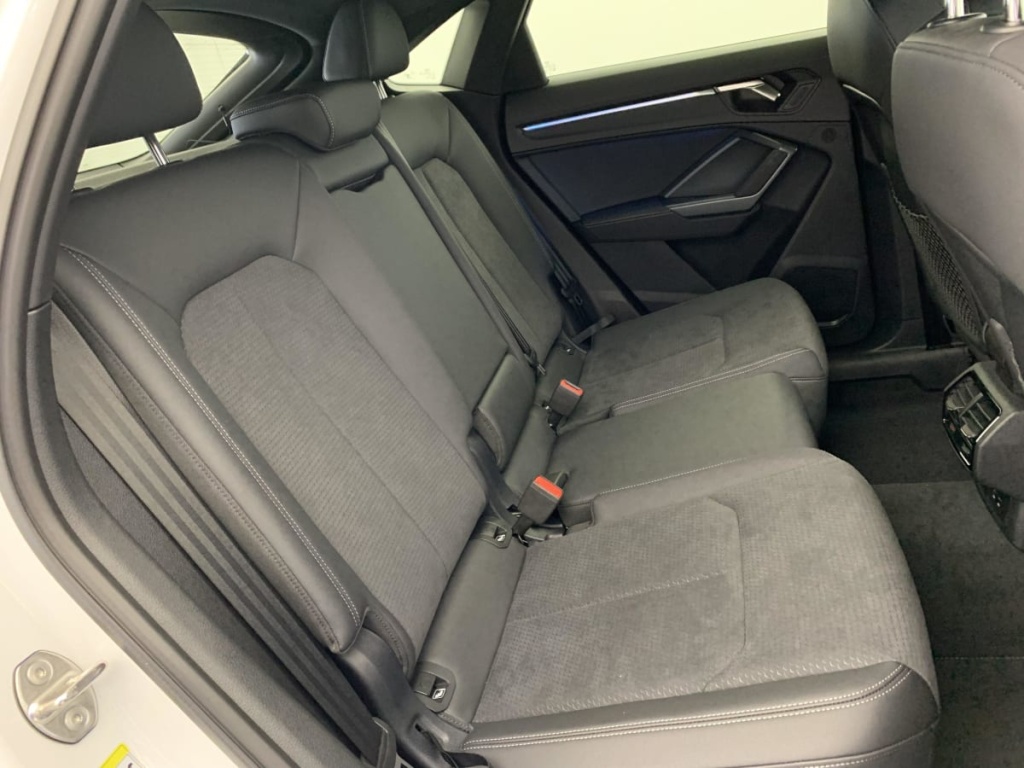 AUDI Q3 SPORTBACK 35 TDI 150 ch S tronic 7 S line plus - ref: 1-337446 - Photo 8
