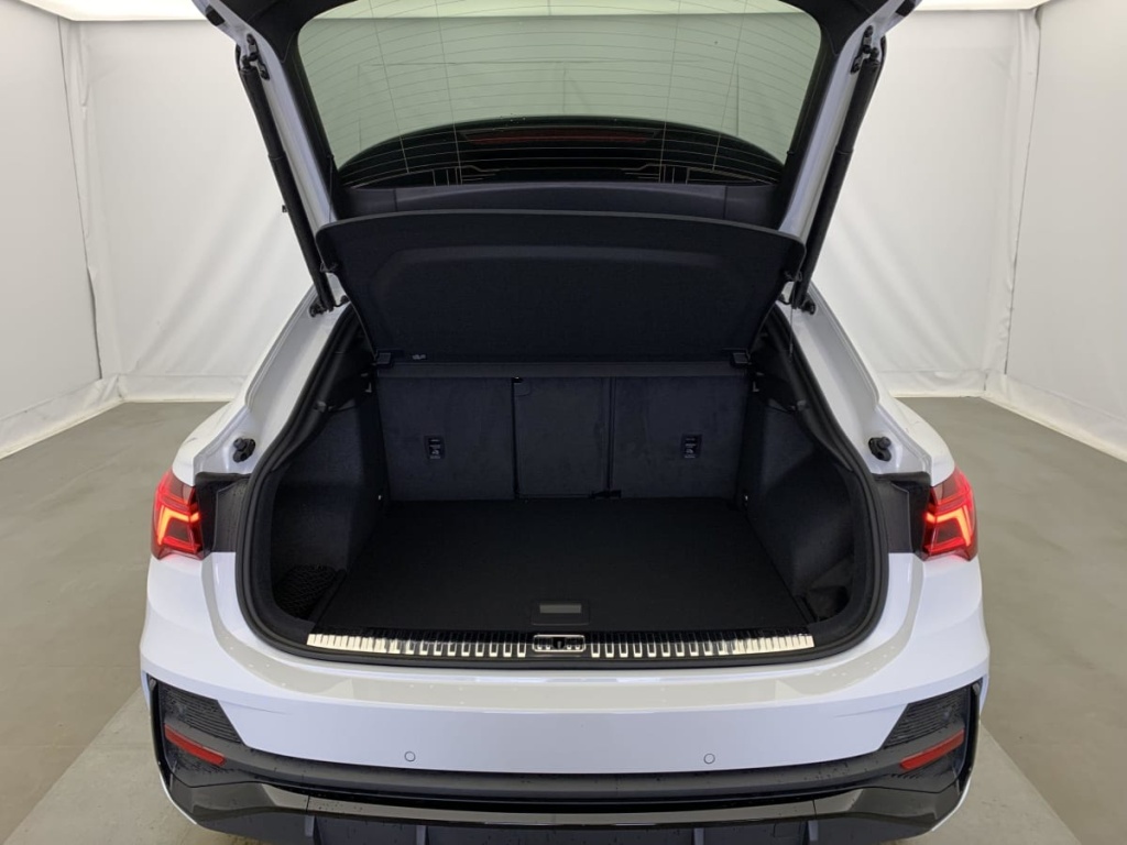 AUDI Q3 SPORTBACK 35 TDI 150 ch S tronic 7 S line plus - ref: 1-337446 - Photo 9