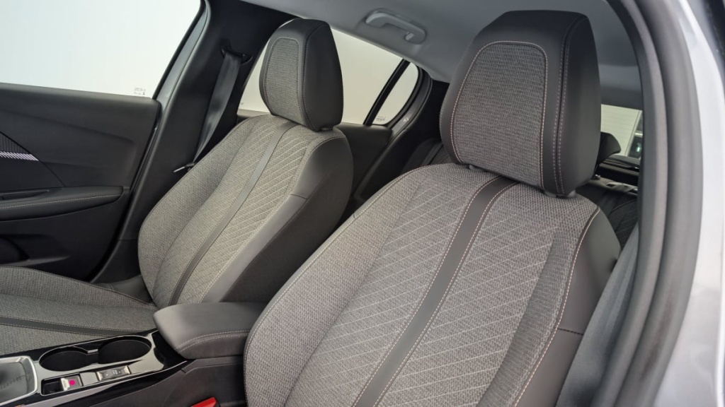 PEUGEOT 208 PureTech 100 S S BVM6 Allure - ref: 1-337457 - Photo 16