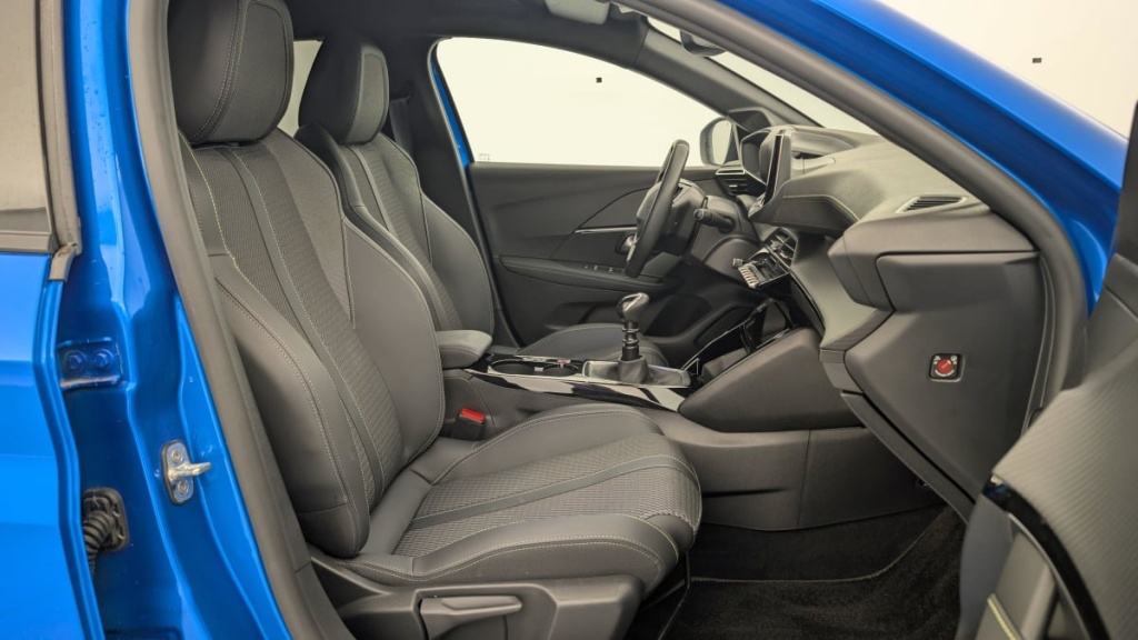 PEUGEOT 208 PureTech 100 S S BVM6 GT - ref: 1-337526 - Photo 9