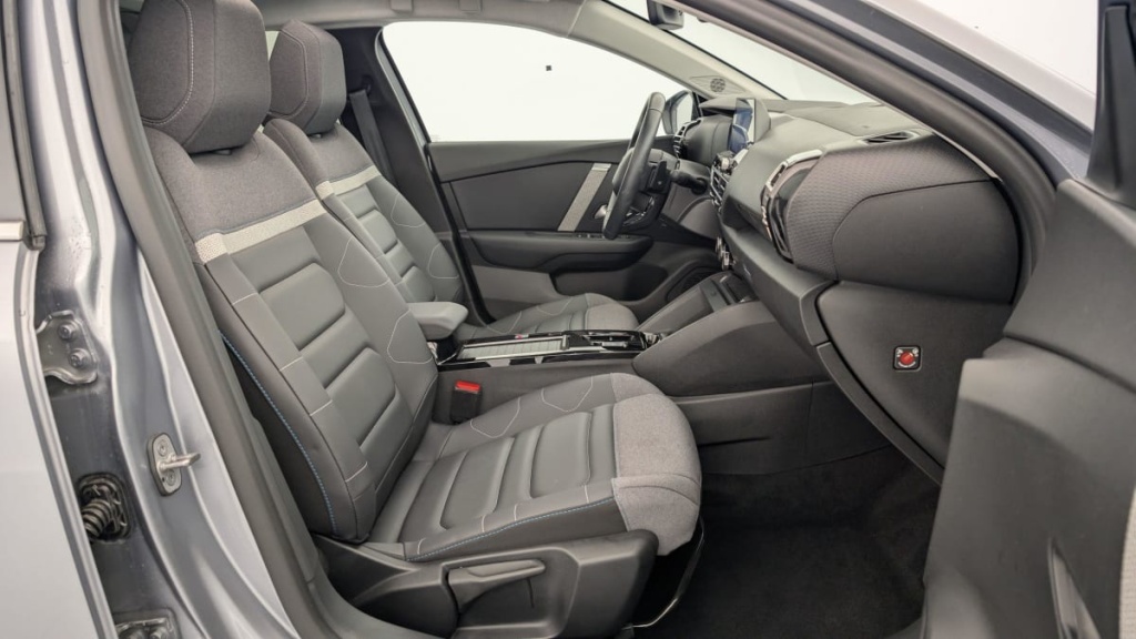 CITROEN C4 PureTech 130 EAT8 Max - ref: 1-337742 - Photo 7
