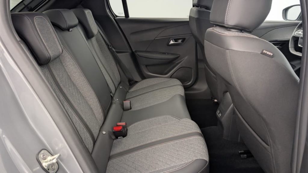 PEUGEOT 208 PureTech 100 S S BVM6 Allure - ref: 1-337937 - Photo 8