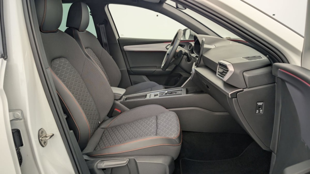 SEAT LEON E-HYBRID 204 CH DSG6 FR - ref: 1-338763 - Photo 9
