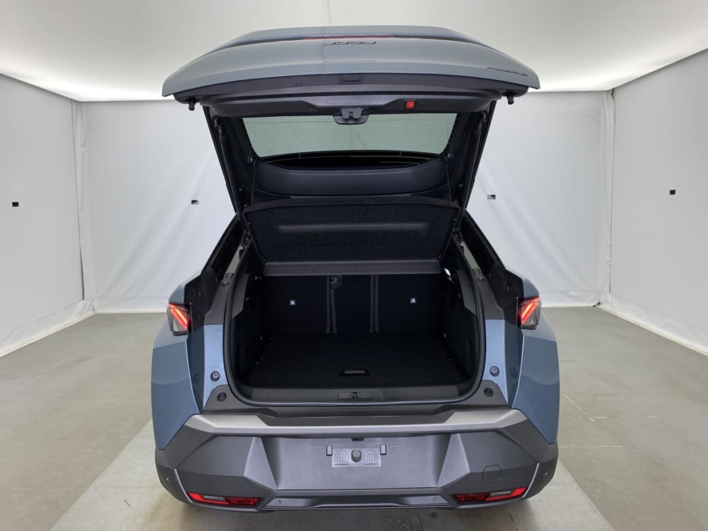 PEUGEOT 3008 Hybrid 145 e-DCS6 GT - ref: 1-340561 - Photo 11