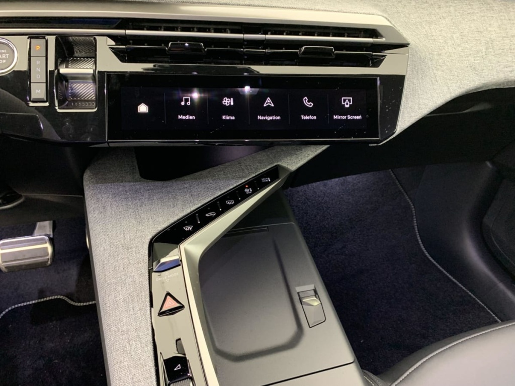 PEUGEOT 3008 Hybrid 145 e-DCS6 GT - ref: 1-340572 - Photo 19