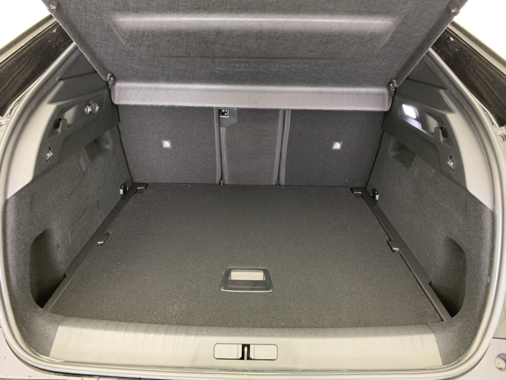 PEUGEOT 3008 Hybrid 145 e-DCS6 GT - ref: 1-340580 - Photo 11
