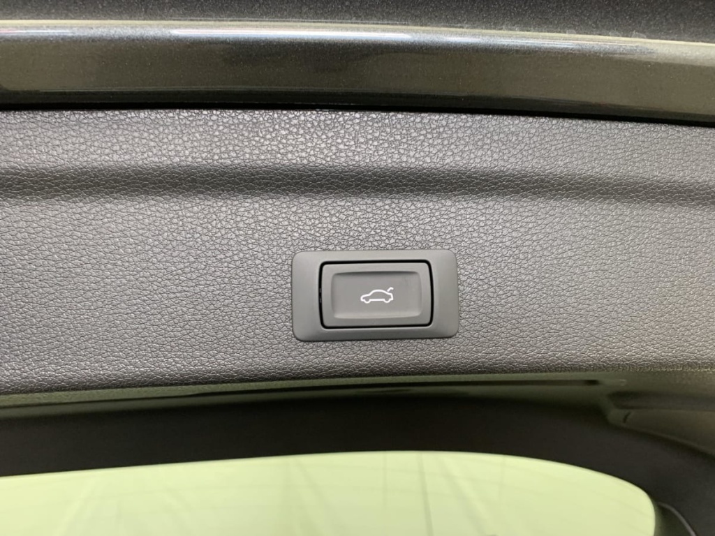 AUDI Q3 SPORTBACK 35 TDI 150 ch S tronic 7 S line - ref: 1-341639 - Photo 12