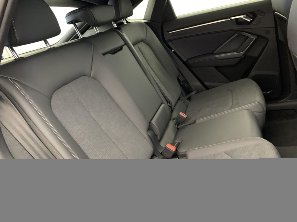 AUDI Q3 SPORTBACK 35 TDI 150 ch S tronic 7 S line - ref: 1-341647 - Photo 10