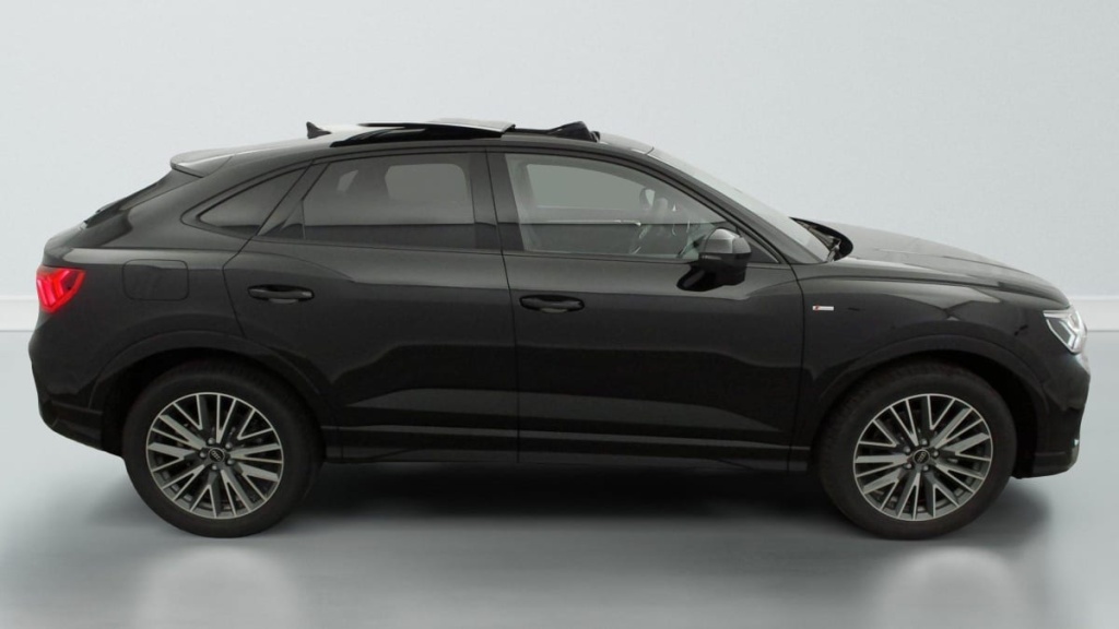AUDI Q3 SPORTBACK 35 TDI 150 ch S tronic 7 S line - ref: 1-341647 - Photo 8