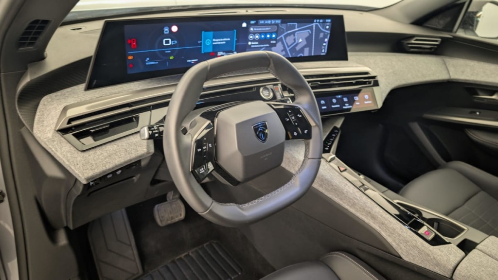 PEUGEOT 3008 HYBRID 136 E-DCS6 ALLURE - ref: 1-341725 - Photo 15