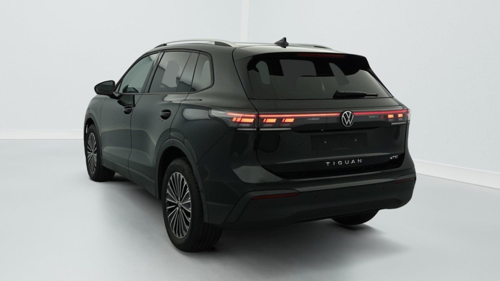 VOLKSWAGEN Tiguan 1.5 eTSI 150CV DSG7 LIFE PLUS - ref: 1-342271 - Photo 5