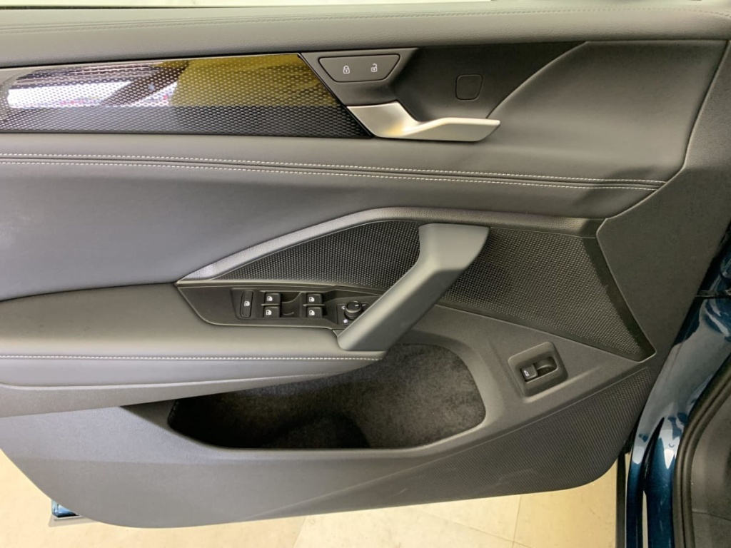 VOLKSWAGEN TIGUAN NOUVEAU 1.5 eTSI 150CV DSG7 LIFE PLUS - ref: 1-342284 - Photo 20