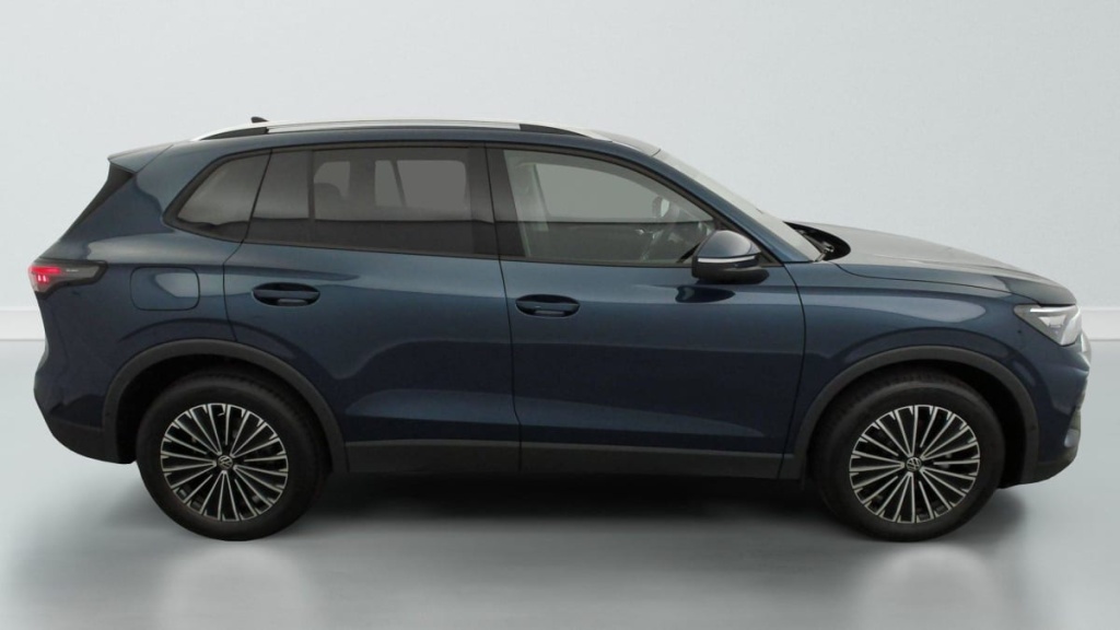VOLKSWAGEN TIGUAN NOUVEAU 1.5 eTSI 150CV DSG7 LIFE PLUS - ref: 1-342284 - Photo 8