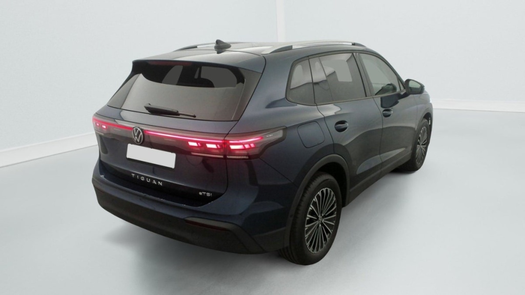 VOLKSWAGEN Tiguan 1.5 eTSI 150CV DSG7 LIFE PLUS - ref: 1-342285 - Photo 7