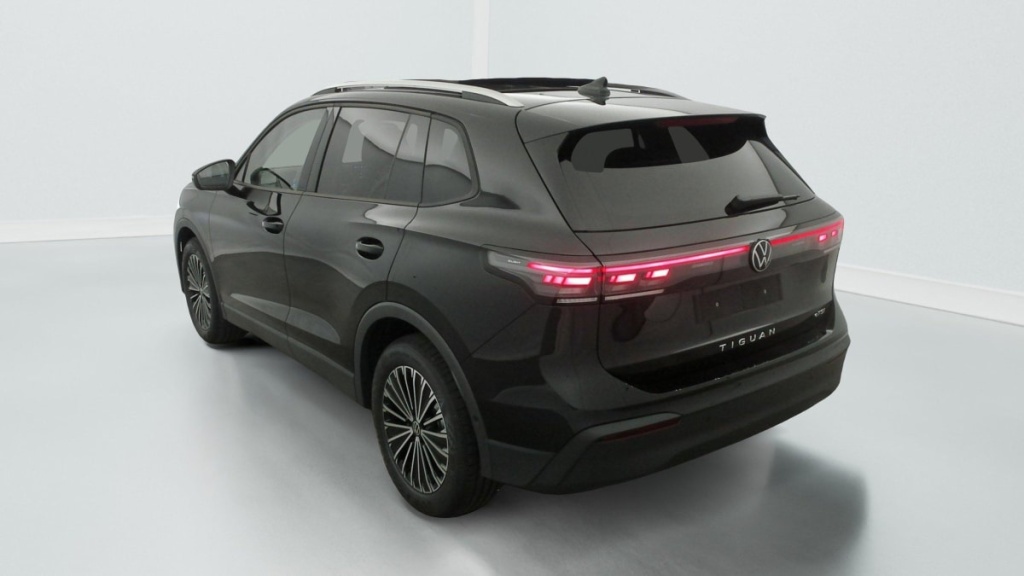 VOLKSWAGEN Tiguan 1.5 eTSI 150CV DSG7 LIFE PLUS - ref: 1-342317 - Photo 5