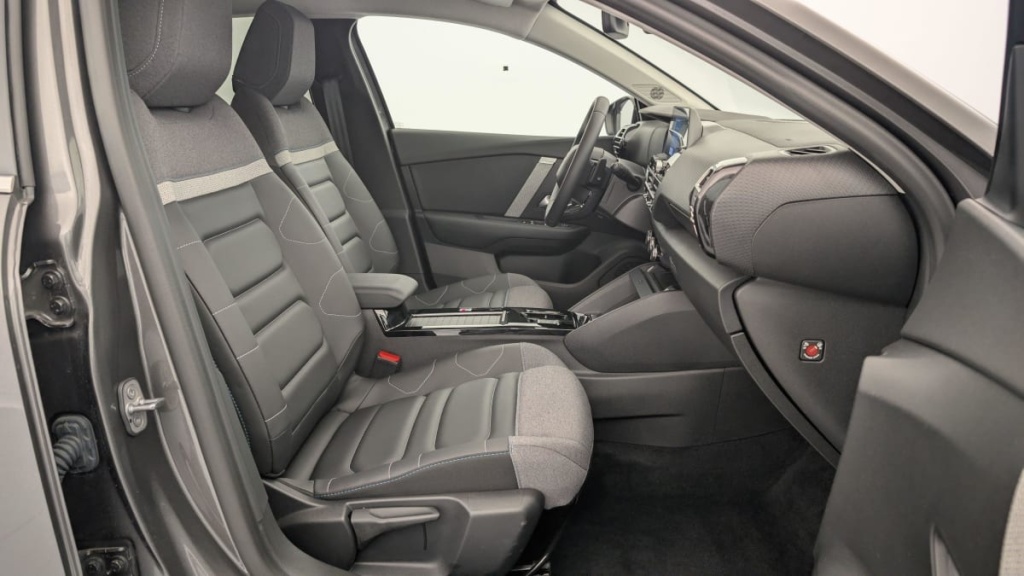 CITROEN C4 PureTech 130 EAT8 Max - ref: 1-342568 - Photo 9