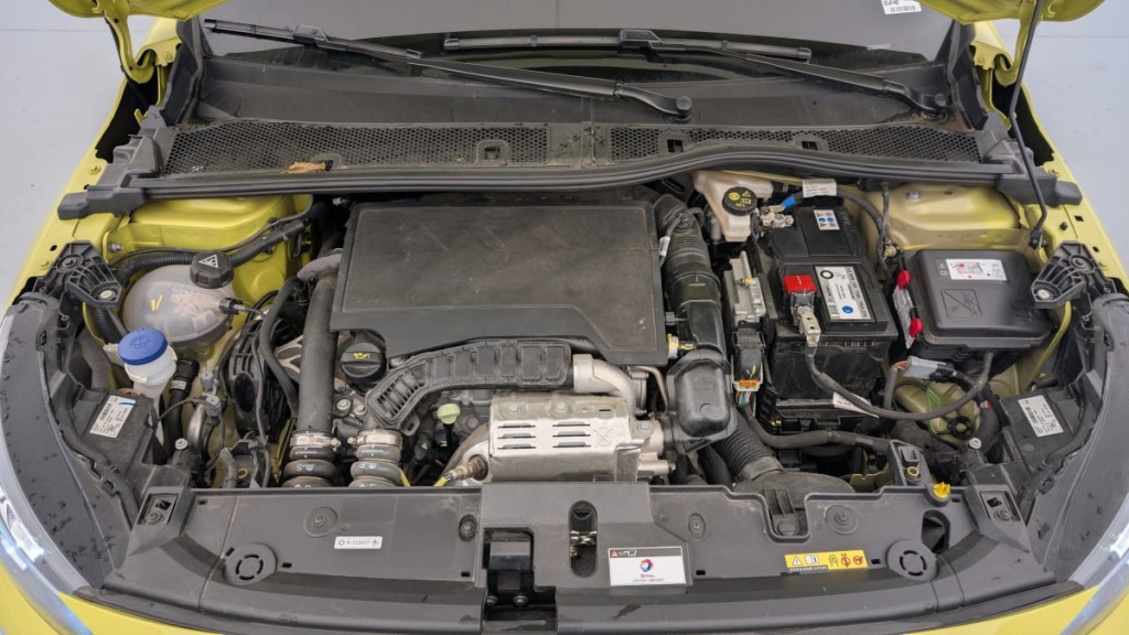 PEUGEOT 208 PureTech 100 S S BVM6 Allure - ref: 1-342613 - Photo 19