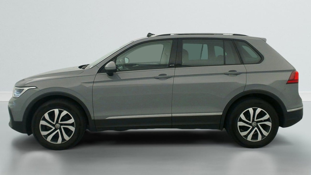 VOLKSWAGEN TIGUAN 1.5 TSI 130ch BVM6 Active - ref: 1-342648 - Photo 4