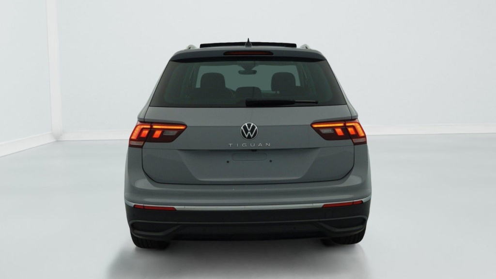 VOLKSWAGEN TIGUAN 1.5 TSI 130ch BVM6 Active - ref: 1-342648 - Photo 6