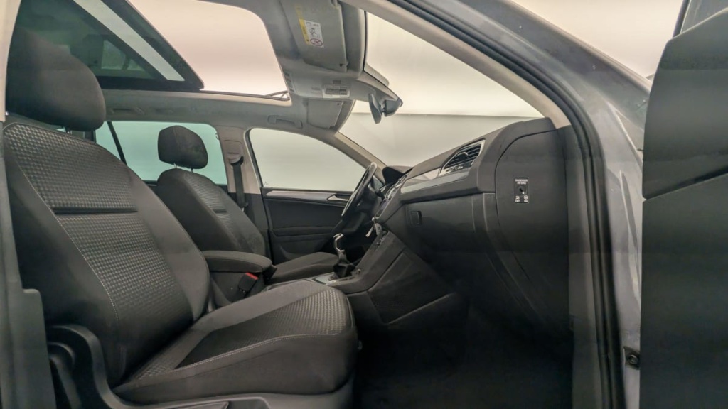 VOLKSWAGEN TIGUAN 1.5 TSI 130ch BVM6 Active - ref: 1-342648 - Photo 9