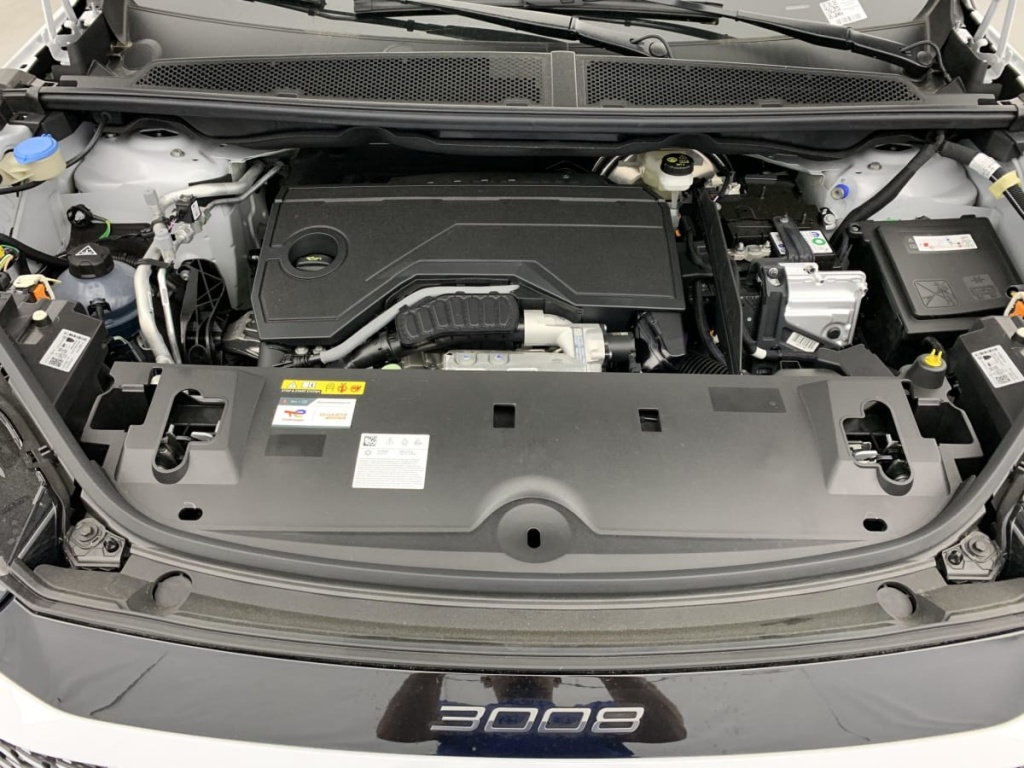 PEUGEOT 3008 Hybrid 145 e-DCS6 Allure - ref: 1-342797 - Photo 15